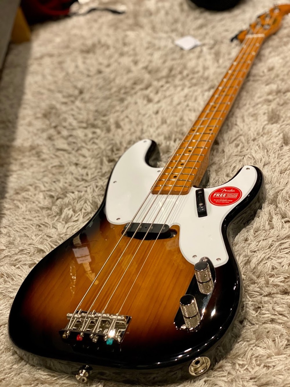 Squier Classic Vibe Precision Bass 50s Maple Neck in 2 Color Sunburst